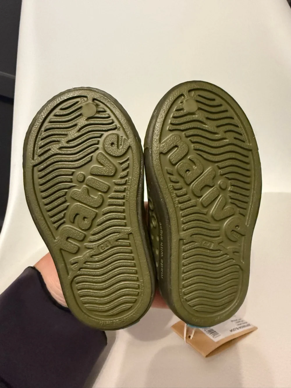 ☀️🌊Native Jefferson Kids Slip-On Shoes in Olive Green